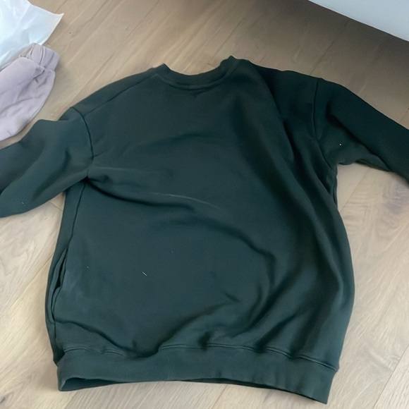 shein hawaii crewneck - Picture 2 of 2